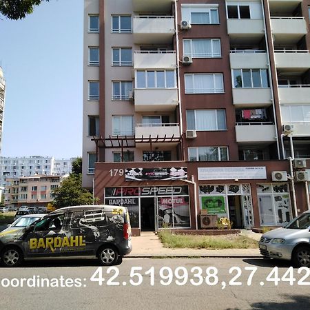 Дом Крумови Μπουργκάς Εξωτερικό φωτογραφία